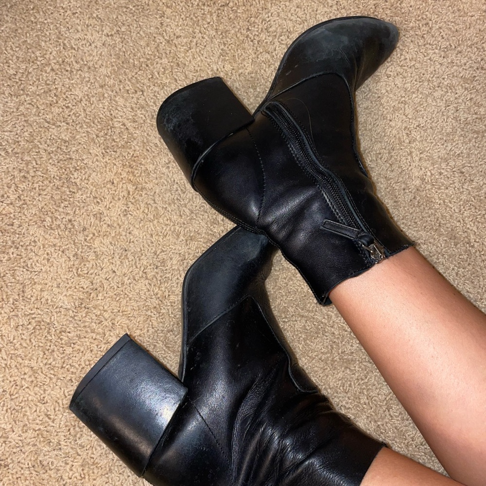 Well worn leather booties size 6